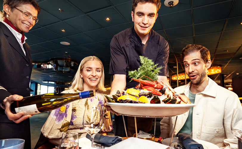 Nyårskryssning fira nyår 2024/2025 med en kryssning Viking Line